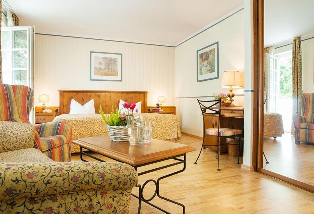 Landgasthof & Hotel Jagdhof Stralsund Rom bilde