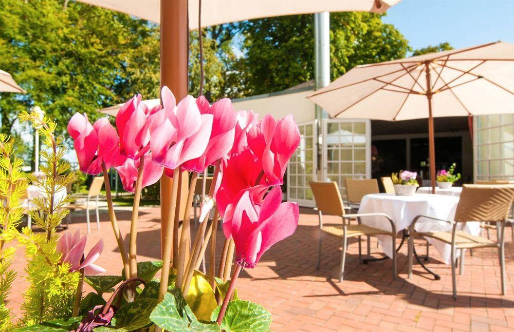 Landgasthof & Hotel Jagdhof Stralsund Eksteriør bilde