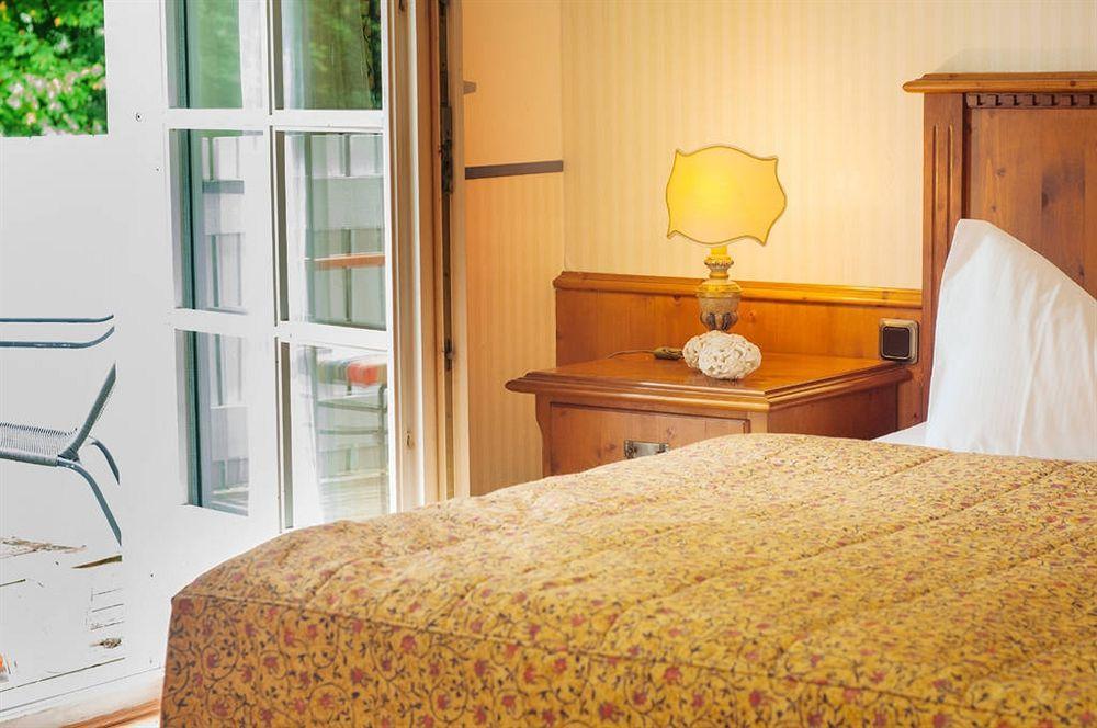 Landgasthof & Hotel Jagdhof Stralsund Eksteriør bilde