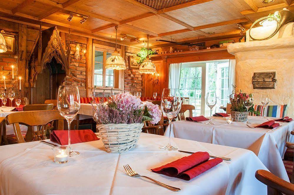 Landgasthof & Hotel Jagdhof Stralsund Eksteriør bilde