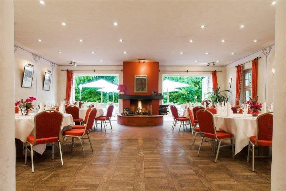 Landgasthof & Hotel Jagdhof Stralsund Eksteriør bilde