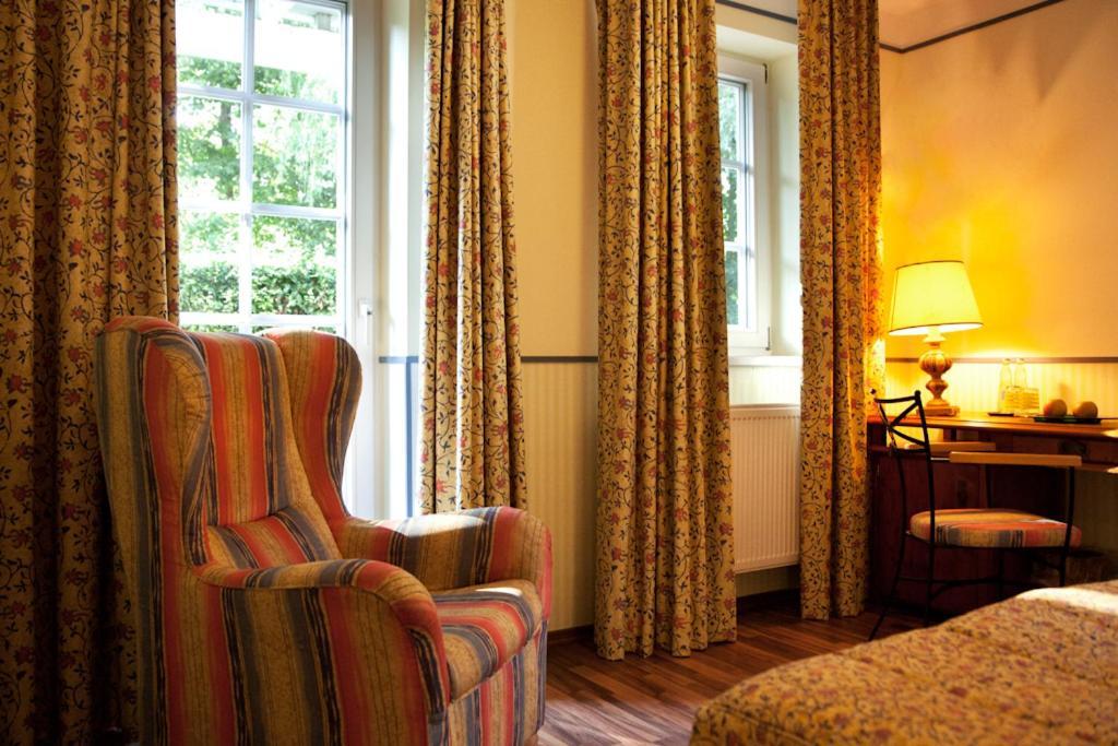Landgasthof & Hotel Jagdhof Stralsund Eksteriør bilde
